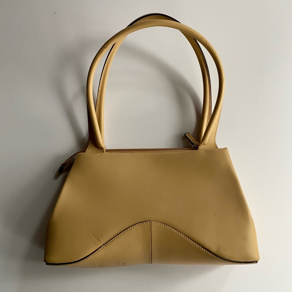 Tentazione Due leather shoulder bag
Made in Italy - Picture 7 of 15